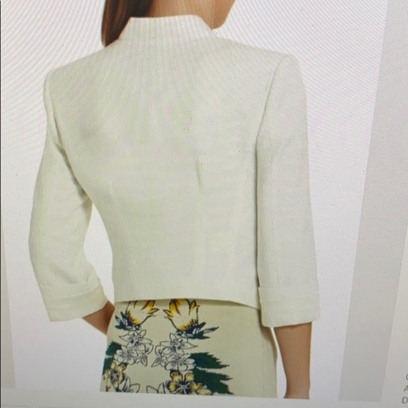 Candice White Tuxedo Blazer by BCBG Max Azria - Picture 9 of 9